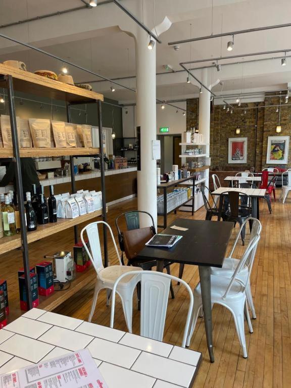 Brand New Flat In Central London With Car Park Экстерьер фото